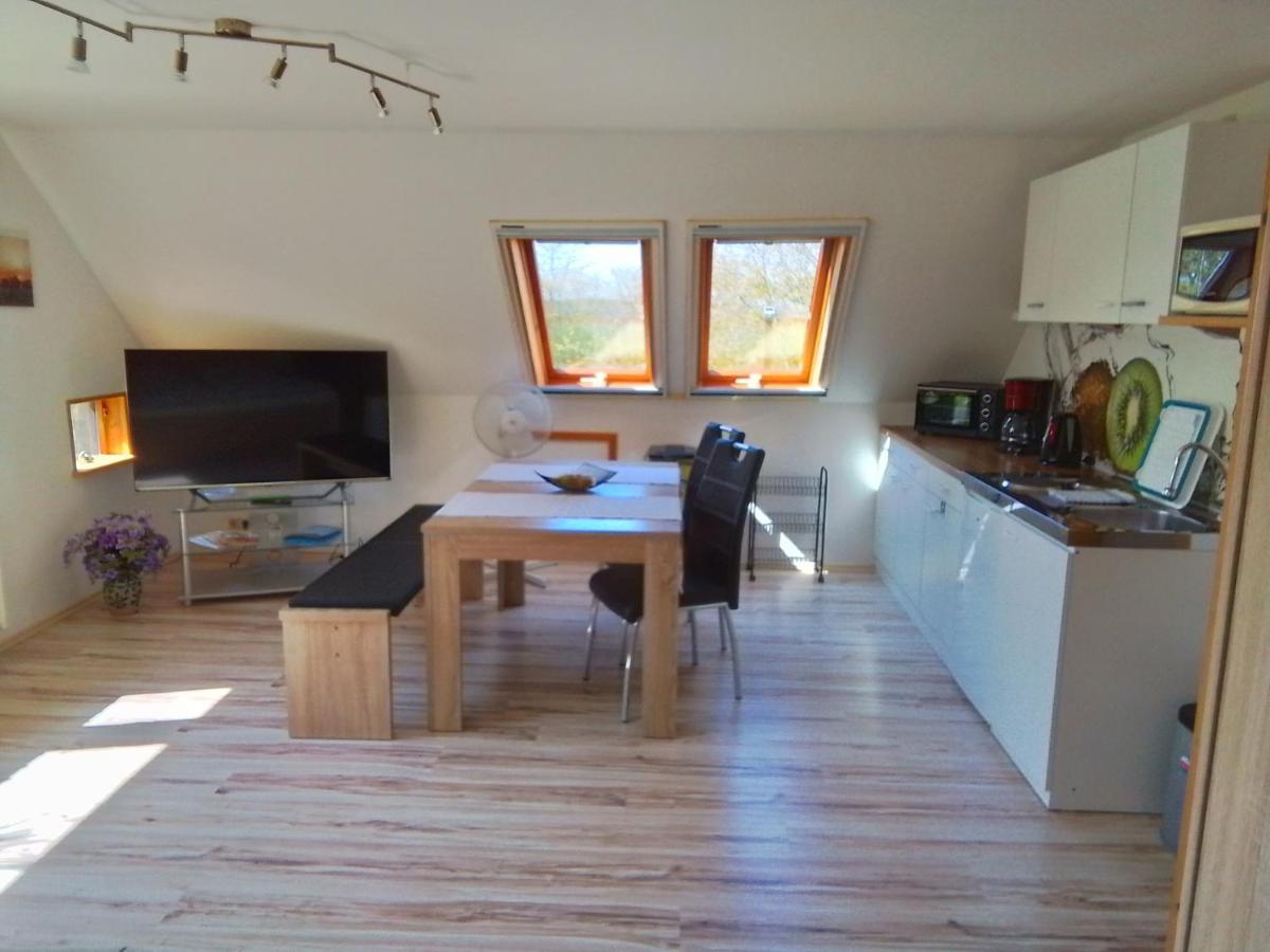 Haus Im Wind Apartment Putbus Luaran gambar
